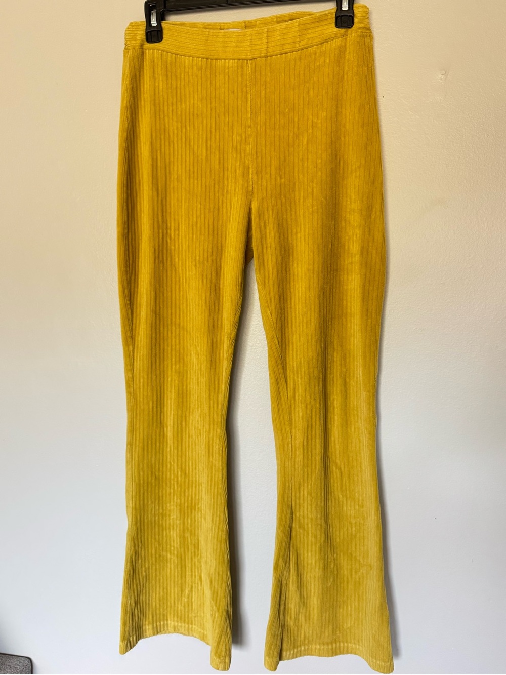 Urban Outfitters Mustard Yellow Corduroy Ribbed Velvet Flare Pants Medium
